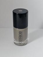 Catrice nagellak 330 Absolutely Chinchilly! ZGAN, Ophalen of Verzenden, Zo goed als nieuw, Handen en Nagels, Make-up