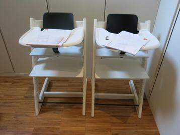 2x stokke tripp trapp kinderstoel wit + verkleinset +tray beschikbaar voor biedingen