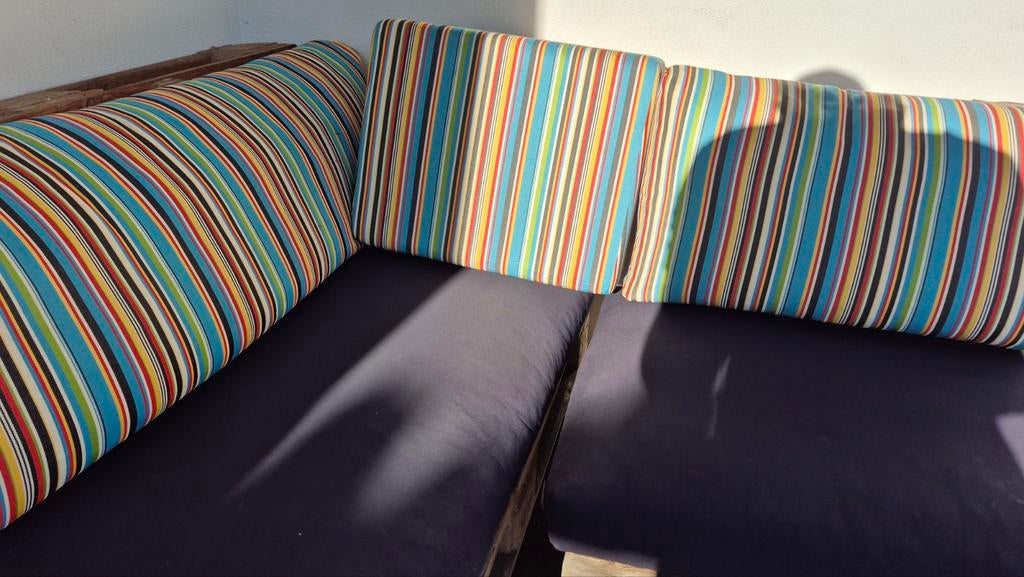 Pallet Loungeset met Redzipper Kussens en Tafel, Ophalen, Gebruikt, 3 zitplaatsen, Bank