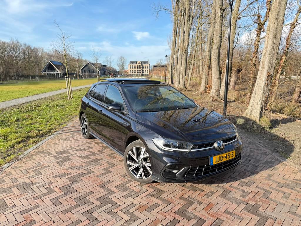 Volkswagen Polo 1.0 TSI R line 2024|Pano|Aut|Keyless|, Auto's, Volkswagen, Euro 6, 95 pk, Zwart, USB
