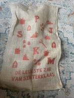 2 sinterklaas zakken, Diversen, Sinterklaas, Ophalen of Verzenden, Zo goed als nieuw
