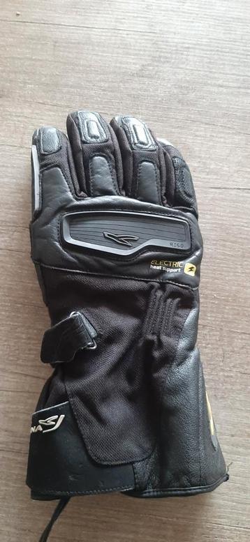 Macna Verwarmde Handschoenen 12v beschikbaar voor biedingen