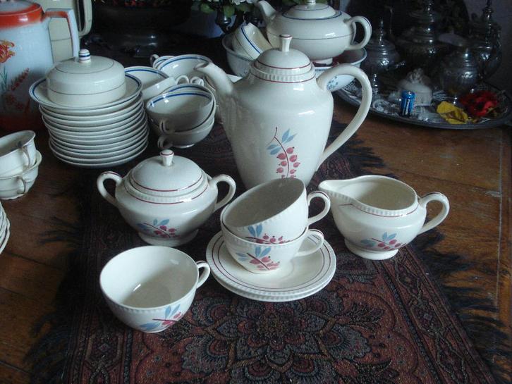 serviesdelen boch la louviere handgeschilderd, Antiek en Kunst, Antiek | Servies los, Ophalen of Verzenden