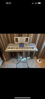 Yamaha PSR 295 in zeer goede staat met verstelbare standaard, Muziek en Instrumenten, Keyboards, Ophalen, 61 toetsen, Yamaha, Zo goed als nieuw