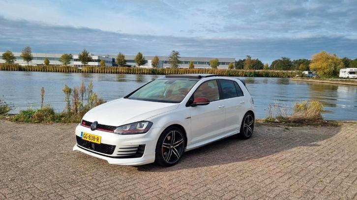 Volkswagen Golf 2.0 GTI [pano, standkachel!], Auto's, Volkswagen, Particulier, Golf, Adaptive Cruise Control, Airbags, Airconditioning