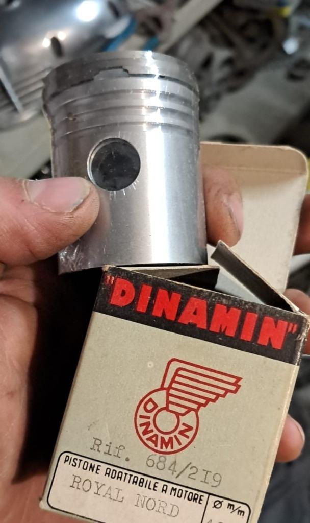 Te koop/te ruil gevraagd: een Royal Nord zuiger 40.75, Fietsen en Brommers, Brommeronderdelen | Oldtimers, Overige merken, Cilinder