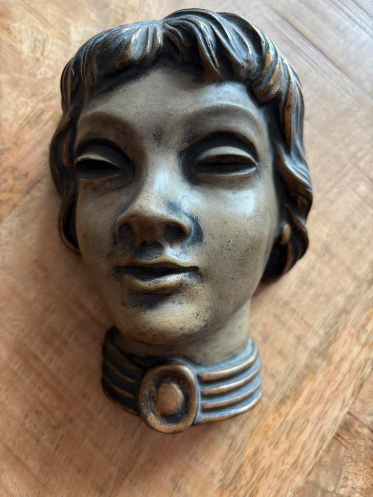 het beroemde dodenmasker "Het Meisje van de Seine", Huis en Inrichting, Woonaccessoires | Dienbladen, Zo goed als nieuw, Hout