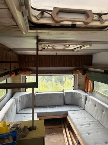 Kussens caravan beschikbaar voor biedingen