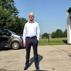 Vrouw gezocht, Contacten en Berichten