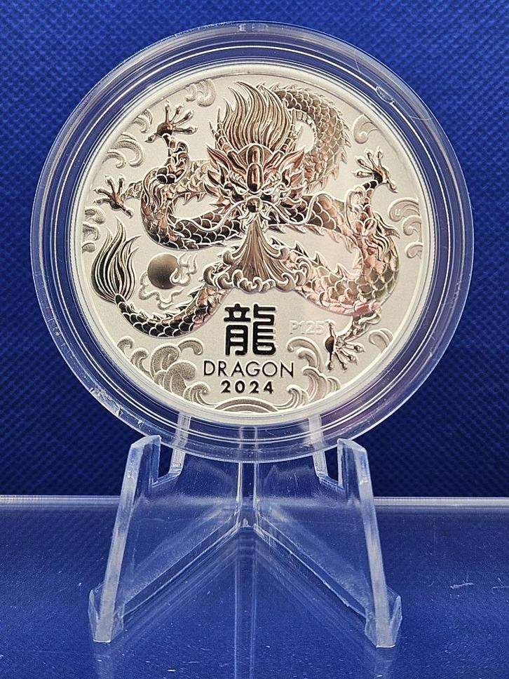 (10167) AUSTRALIA LUNAR III  DRAGON 2024  TWO OUNCE, Postzegels en Munten, Munten | Oceanië, Losse munt, Zilver, Ophalen of Verzenden