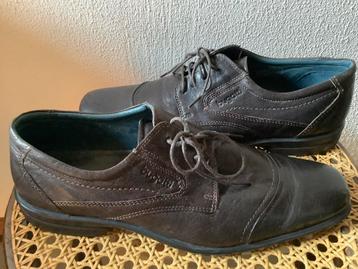 Bugatti! Als nieuwe mooie bruine leren schoenen  mt 42 beschikbaar voor biedingen