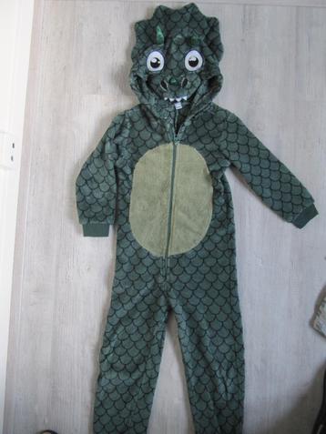 Onesie  maat 98 beschikbaar voor biedingen