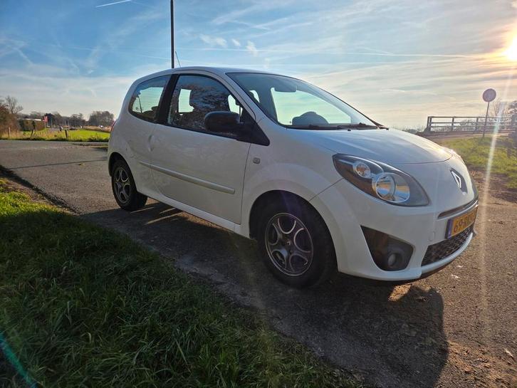 Renault Twingo 1.2 16V Nieuwe apk Airco,Cruise etc., Auto's, Renault, Bedrijf, Twingo, ABS, Adaptive Cruise Control, Airbags, Airconditioning
