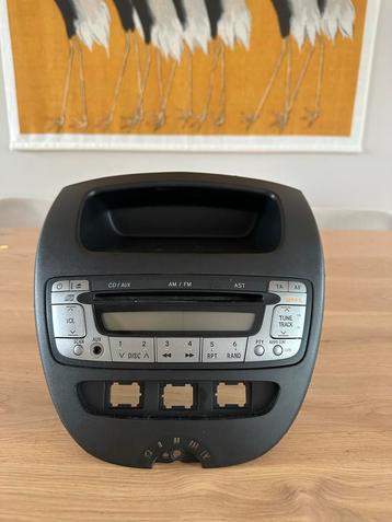 Orginele Toyota Aygo Radio 2005-2014 + Aux beschikbaar voor biedingen