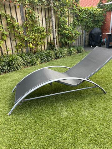 Ligstoel tuin beschikbaar voor biedingen