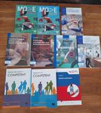 Studie boeken Tandartsassistent 4, Ophalen of Verzenden, Beta, Zo goed als nieuw, HBO