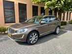 Volvo XC60 2.0 T5 AUT 2014 Bruin, Auto's, Volvo, Automaat, 15 km/l, Zwart, 1622 kg