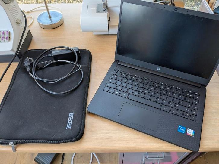 HP laptop 14s Windows 11 (nieuwe accu), Computers en Software, Windows Laptops, Zo goed als nieuw, 14 inch, SSD, 8 GB, Qwerty