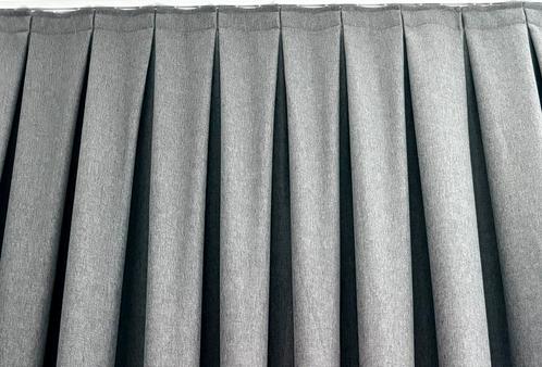 Vitrage 2x Antraciet 320 cm hoog x 300 cm lang, Huis en Inrichting, Stoffering | Gordijnen en Lamellen, Zo goed als nieuw, 200 cm of meer