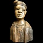 Grote oude Ebbenhouten Benin buste koning / Oba / Edo volk, Ophalen of Verzenden