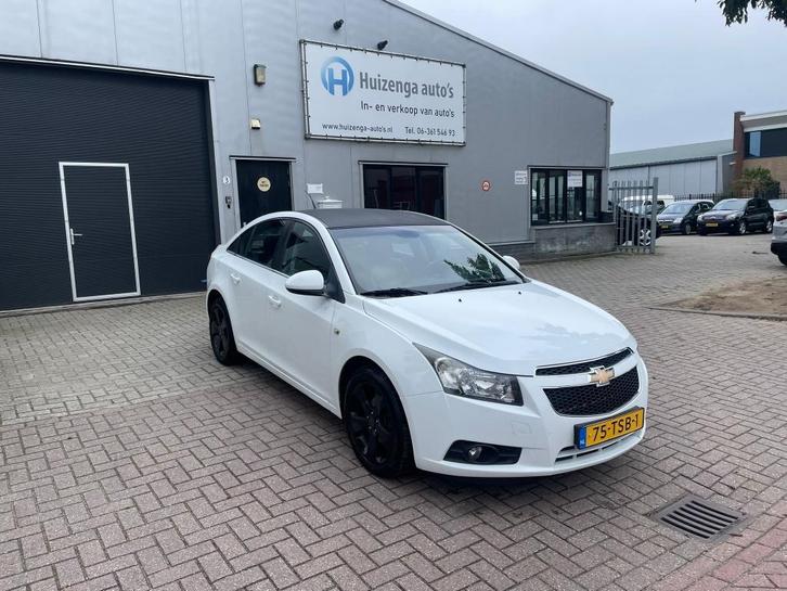 Chevrolet Cruze 1.8 LT | Sedan| APK:03-03-2026, Auto's, Chevrolet, Bedrijf, Cruze, ABS, Airbags, Airconditioning, Boordcomputer