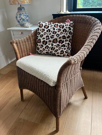 Mooie rotan / rieten stoel, fauteuil beschikbaar voor biedingen