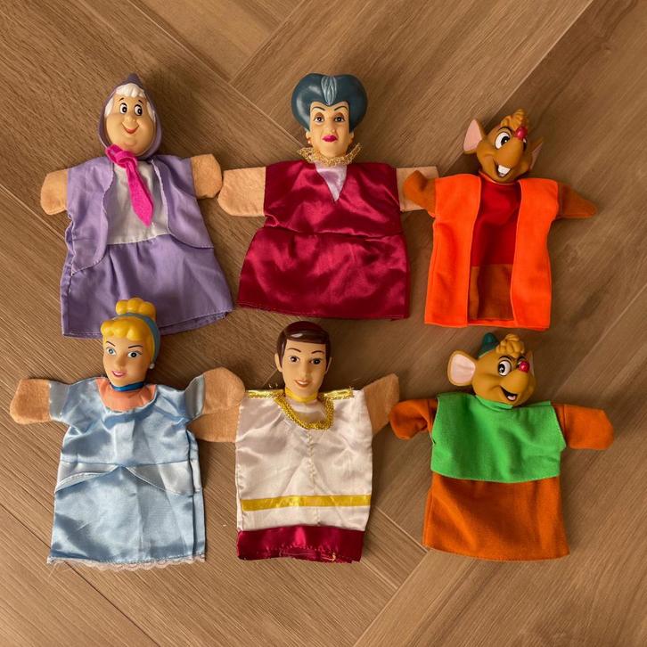 Handpoppen / Poppenkastpoppen - Assepoester - AH 2005, Verzamelen, Disney, Zo goed als nieuw, Overige typen, Assepoester of Belle