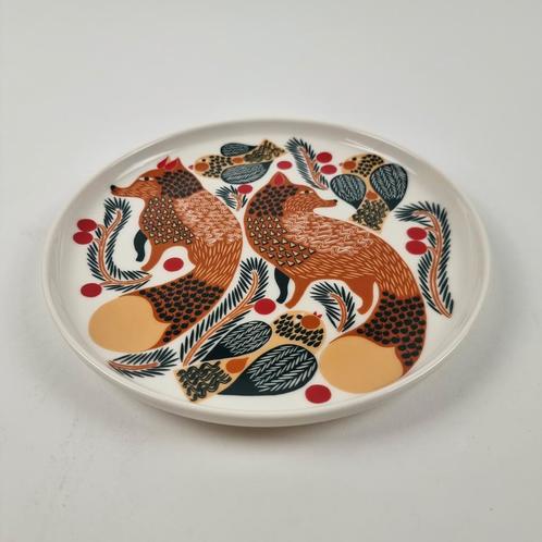 Marimekko Oiva - Ketunmarja bord 20 cm, Huis en Inrichting, Keuken | Servies, Nieuw, Bord(en), Overige stijlen, Keramiek, Ophalen