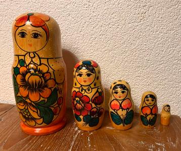 Vintage Babushka Matrioschka - Matroesjka set beschikbaar voor biedingen