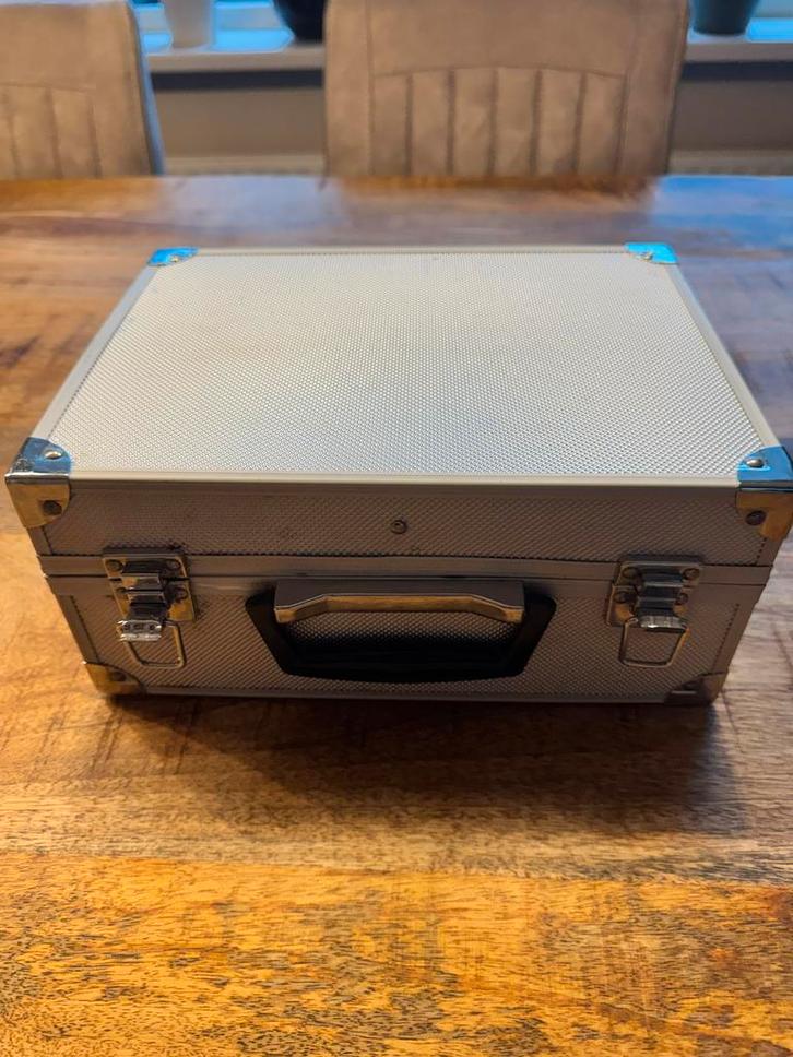 PlayStation 2 Slim Compleet met Zeldzame Hardcase!, Spelcomputers en Games, Spelcomputers | Sony PlayStation 2, Zo goed als nieuw