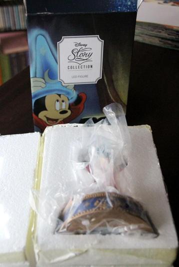 Walt Disney Tokio Mickey tovenaar Fantasia Led figuur NEW!! beschikbaar voor biedingen