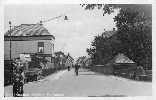 (378-363-019) Geldermalsen Herman Kuijkstraat, Verzamelen, Ansichtkaarten | Nederland, Gelderland, Ophalen of Verzenden