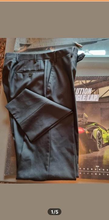 Corneliani pantalon, maat 48, zwart, wol, uitmuntende staat. beschikbaar voor biedingen
