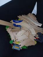 Houten treinbaan+ garage, Ophalen, Gebruikt, Overige typen