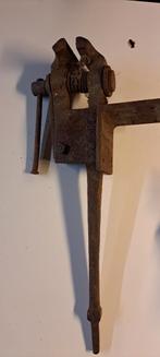 Bankschroef, Antiek en Kunst, Antiek | Gereedschap en Instrumenten, Ophalen of Verzenden