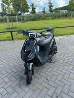 Piaggio zip zwart 2017 carburateur, Fietsen en Brommers, Scooters | Piaggio, Ophalen, Gebruikt, Zip, Benzine