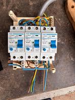 Hager B16 & C16 Installatieautomaten, Doe-het-zelf en Verbouw, Elektra en Kabels, Ophalen of Verzenden, Gebruikt, Schakelaar