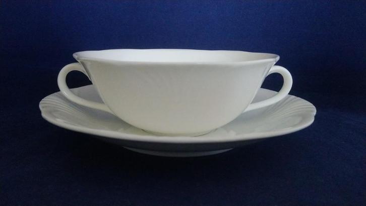 Villeroy & Boch Arco Weiss - soepkom met schotel, Huis en Inrichting, Keuken | Servies, Zo goed als nieuw, Kom(men), Overige stijlen