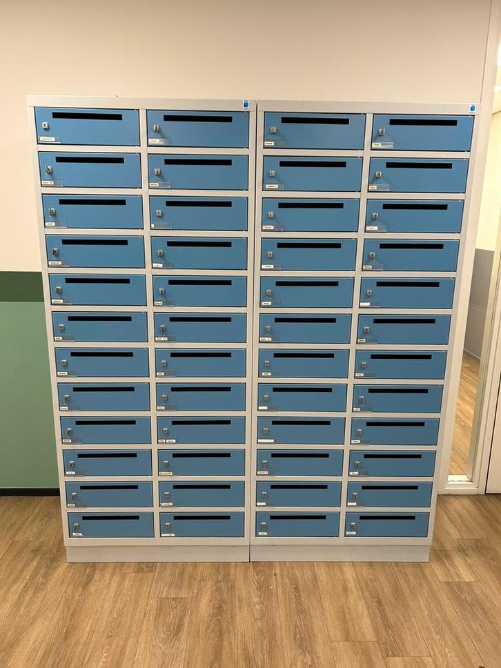 2 Stuks Originele postvak postbuskast, Huis en Inrichting, Kasten | Lockerkasten, Zo goed als nieuw, Ophalen of Verzenden