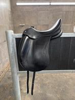Luc Childeric DHE 17,5 inch, Dieren en Toebehoren, Paarden en Pony's | Zadels, Ophalen of Verzenden, Zo goed als nieuw, Dressuur