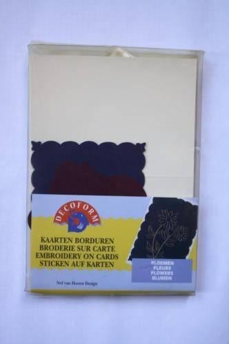 Decoform Borduurpakket kaarten bloemen, Hobby en Vrije tijd, Kaarten | Zelf maken, Ophalen of Verzenden, Nieuw, Natuur, Blanco kaart of Basiskaart