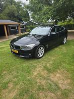 BMW 3-Serie GT 320I Aut8 2014 Zwart, Auto's, BMW, Achterwielaandrijving, 74 €/maand, 4 cilinders, 1535 kg