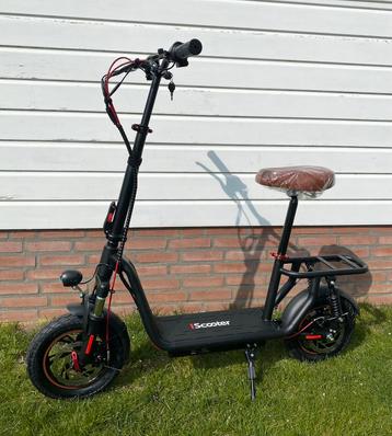 Elektrische Step met zadel 25km/u | NIEUW IN DE DOOS beschikbaar voor biedingen