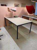 Snijtafel / Bureau / Werktafel - Ambachtelijk, Ophalen, Gebruikt, Tot twee personen, 50 tot 100 cm