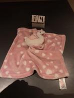 Primark baby knuffeldoek zwaan 03/18 roze met witte hartjes, Overige typen, Ophalen of Verzenden, Zo goed als nieuw