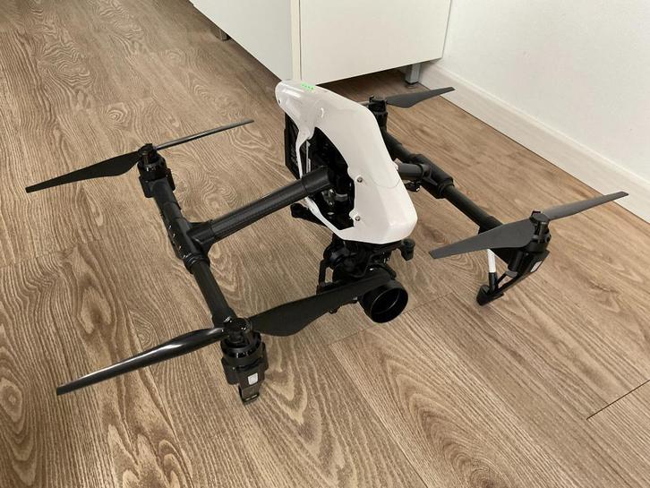 DJI Inspire 1 Pro met 4K Zenmuse X5 camera en iPad mini 4, Audio, Tv en Foto, Drones, Gebruikt, Drone met camera, Ophalen