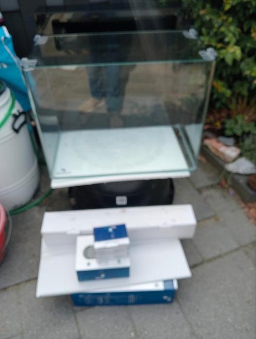 BlueMarine reef 120 (lees), Dieren en Toebehoren, Vissen | Aquaria en Toebehoren, Gebruikt, Gevuld zeewateraquarium, Ophalen