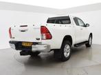 Toyota HiLux 2.4 D-4D-F 150 PK 4X4 XTRA CAB PROFESSIONAL EUR, Auto's, Gebruikt, Euro 6, 4 cilinders, 150 pk