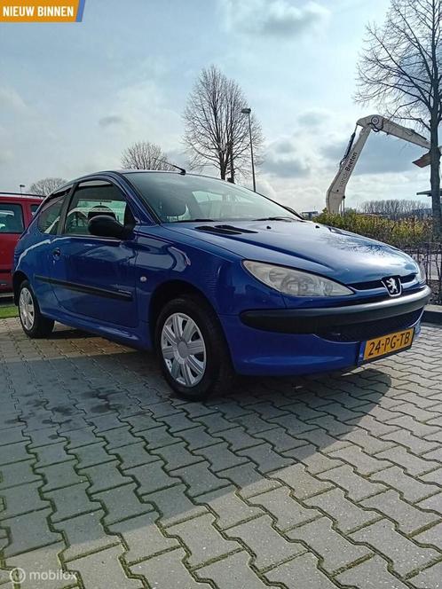 Peugeot 206 1.1 XR 2004 APK 23 04 2026 MEENEEMPRIJS 1250, Auto's, Peugeot, Bedrijf, Te koop, ABS, Airbags, Alarm, Centrale vergrendeling