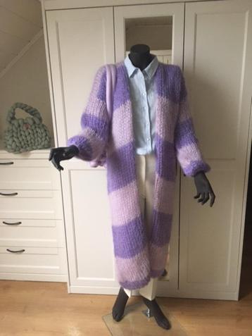 Nieuwe handgebreide mohair vesten/truien beschikbaar voor biedingen